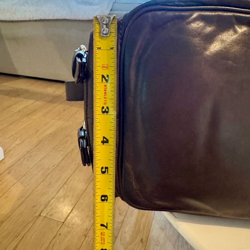 Super RARE 🤎 L.A.M.B. Dark Brown Leather Shoulder Bag by Gwen Stefani - Picture 11 of 13